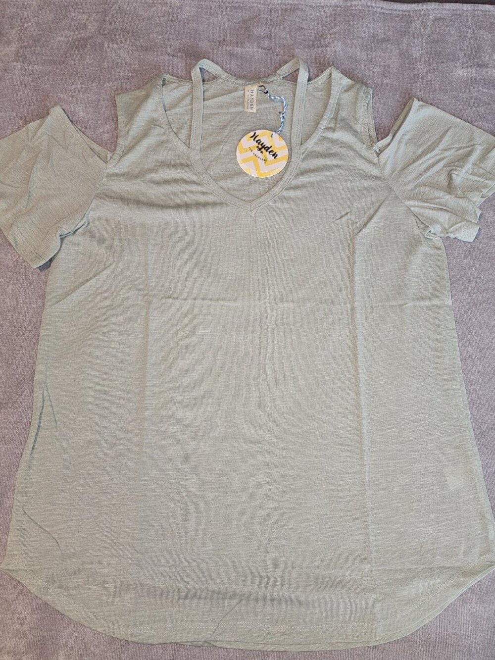 Hayden Large Womens Light Sage Green Cutout Shoulder Tee v neck Short Sleeve NWT